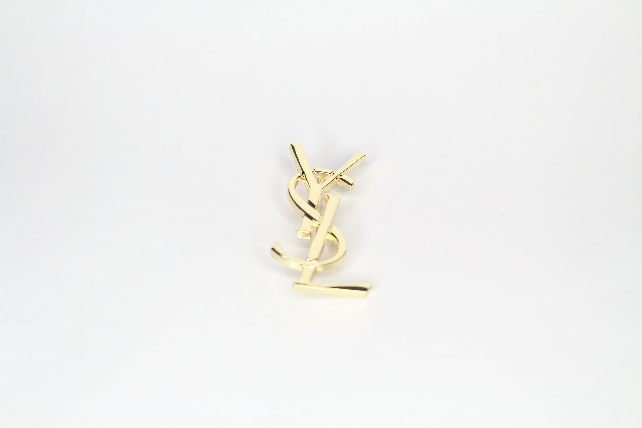 Silver High Fashion Inspired Pin